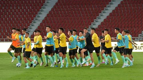 中国足球在亚洲排名多少位 「足球联赛国家队排名榜*」