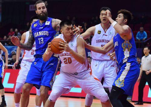 今天cba广州对山东大小分预测〖CBA与NBA的球场大小分别是多少〗