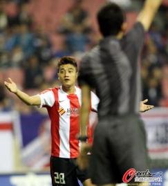 中超第九轮裁判是哪几个〖中超比赛时 有几个裁判〗