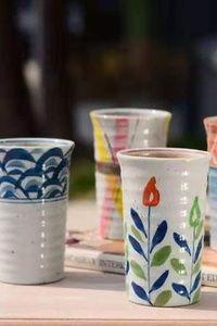 杯子设计作品 杯子的个性图案如何设计(世界杯吉祥物陶艺杯子是什么)