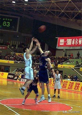 今日全美高中篮球联赛〖美国的高中篮球联赛为什么那么多人关注 〗