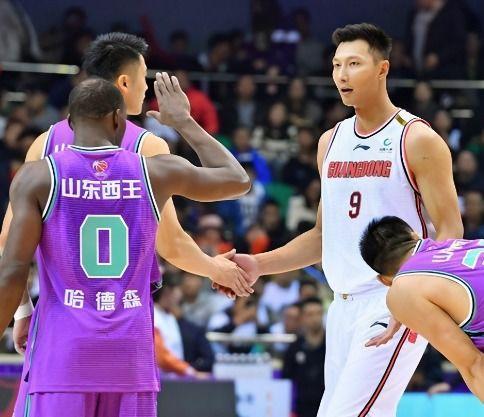 cba历史单季常规赛,谁知道CBA历史上有那些记录?