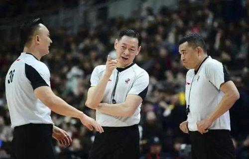 被下放处理 缺席CBA,名哨闫军为何跑去吹NBL比赛 「cba裁判闫军为什么被杀」