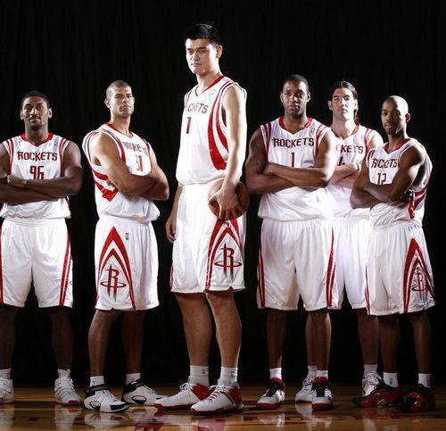 NBA现役哪些球星,退役之后会被球队立铜像 「勇士队城市版头像」