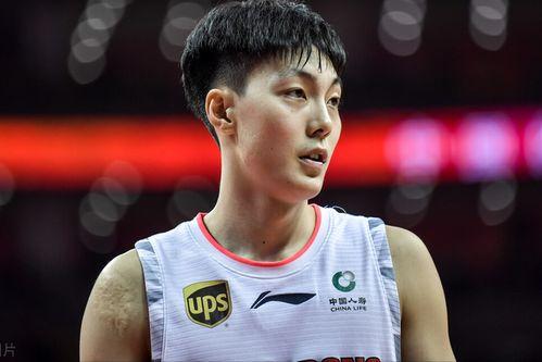 胡明轩可能会参加不了比赛,他的结果会和赵睿一样吗 「赵睿胡明轩国家队球衣」