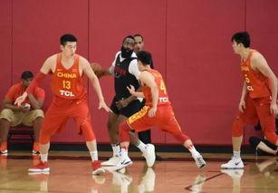 火箭队打上海男篮姚明篮球打哪个位置的 