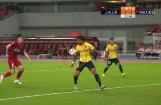 羽毛球主裁判读比分的步骤〖羽毛球比赛左上角比分怎么看〗