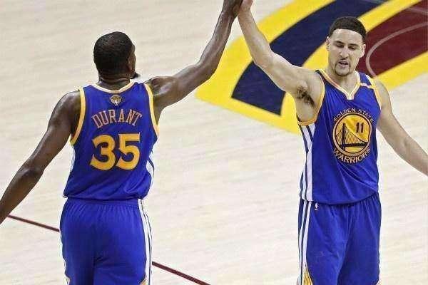 勇士队队员投篮,库里和汤普森的组合,是NBA最强投篮组合么?