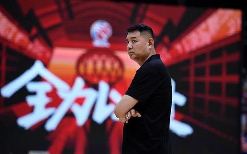 杨鸣的一招臭棋对巩晓彬产生了怎样的影响 「cba解说山东西王是谁」