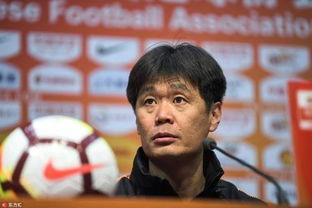 鲁能队史上,哪些球员的历史地位能排在李霄鹏前面 「济南哪有印球衣号码的店铺」