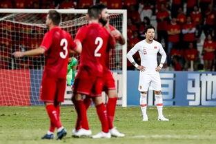 国足关岛 世预赛亚洲区40强赛首战。 (中国足球世预赛能开门红吗)