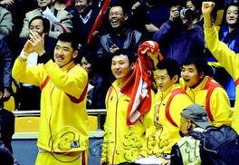 山东黄金男篮哪年进总决赛,上海久事篮球俱乐部有哪些球员呢?