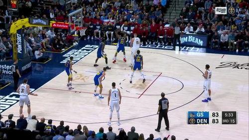勇士队感人夺冠照片高清〖NBA 金州勇士队举行游行庆祝夺冠 为何要举办游行活动 〗
