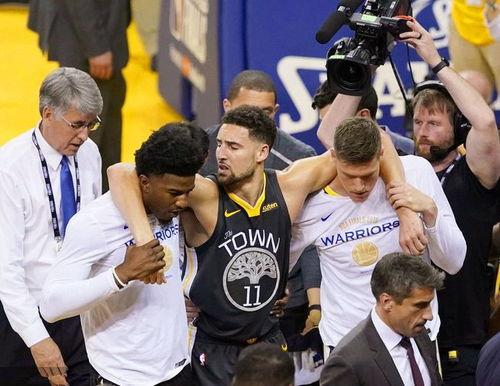 nba勇士队白色夹克,地下城与勇士:如何变身NPC?