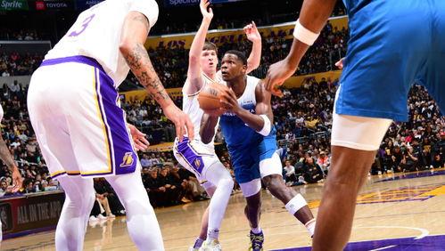NBA单场比赛最高和最低得分是多少「体育nba76队对勇士」