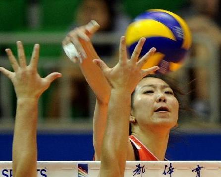 最新中美女排比赛结果查询〖昨晚中美女排大战谁赢了 几比几 〗