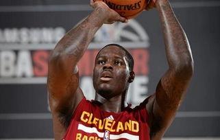本内特与火箭队,NBA新赛季休斯顿火箭队都有哪些人员的调整?