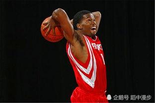 有哪些球员本来被当作角色球员培养,最终却成为了球队核心 「勇士队个人定妆照片高清」