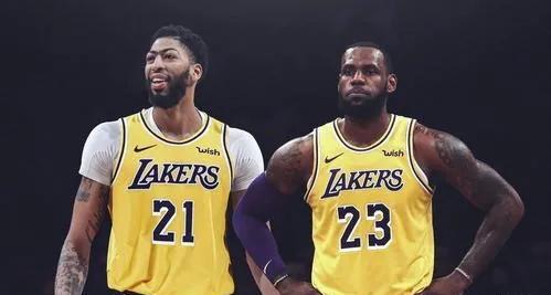 巴特勒总决赛是哪一年「nba总决赛g3巴特勒集锦」