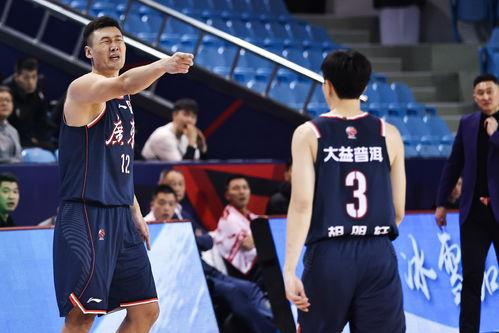 今晚cba篮球赛直播广东队什么台「cba浙江对广东男篮直播」