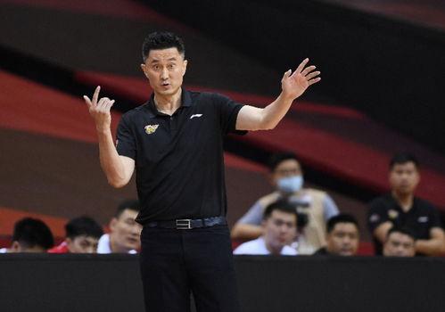 就算广东大胜首钢,为何杨毅仍看好首钢夺冠 (cba广东队胜首钢队)