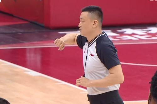 cba承认裁判误判〖CBA官方发文为胡明轩鸣冤,对此你怎么看 〗
