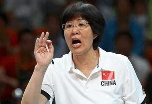 现在的女排主教练是,中国女排现任教练是谁啊