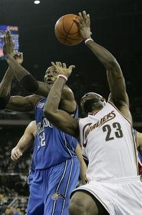 NBA中国赛的历史纪录「火箭队2004中国赛」