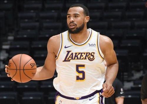 徐静雨说詹姆斯18年季后赛,NBA21世纪,实力最强的*球队是哪几队?