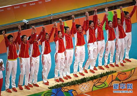 中国女排逆转夺冠视频播放〖2004年雅典奥运会中国女排决赛中艰难战胜谁,获得冠军〗