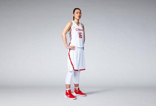 足球服套装男国家队成人球衣〖中国队正版足球服哪里买〗