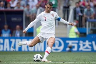 C罗生涯进700球,排在历史第6位,前5的大神都有谁 (c罗生涯总进球数至今排名第几位)