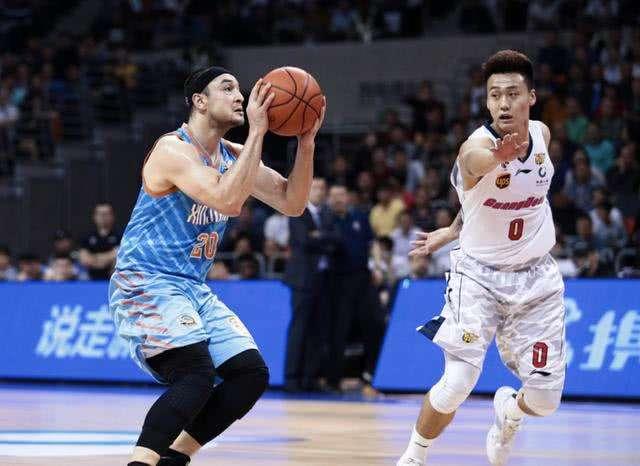 cba联赛排名「新疆最强篮球队排名榜前三」