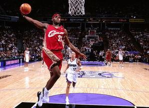 NBA的超巨们,生涯首秀的数据分别是怎样的 (NBA一线超巨单场最高得分)