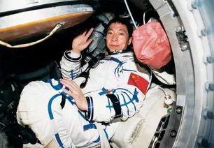 宿州火箭队教练是谁啊图片,2003年10月15日航天员是谁