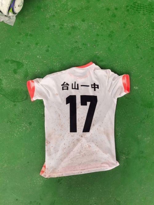 适合比赛的篮球球衣号码,校篮球队的球衣该用什么号码好