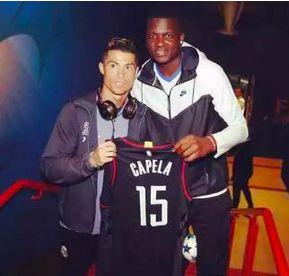 火箭队夺冠后合影〖请问 NBA中有哪些球员是混血儿 〗