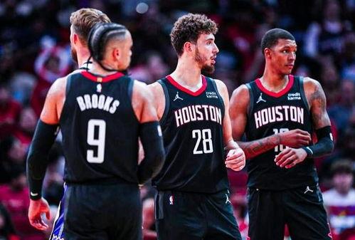 现在NBA火箭队的名单是谁 「火箭队的阵容名单」