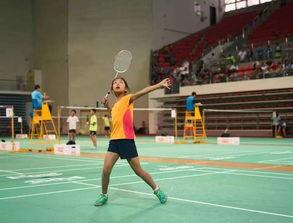 中山能打羽毛球吗女生多高,中山市哪里可以打羽毛球?