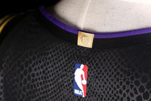 有一件科比签名球衣怎么出售「nba签名球衣是怎么来的」