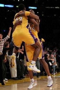 湖人西部*夺冠视频〖湖人获得过几次NBA总* 〗