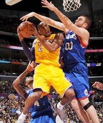 湖人打76人战绩*〖nba湖人对76人两次谁赢了〗