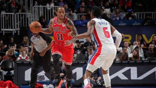 湖人活塞第四节回放*〖04年NBA总决赛是谁和谁打的 〗