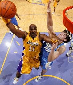 卡尔 马龙在NBA各个赛季的数据「马龙勇士队比赛视频完整版」