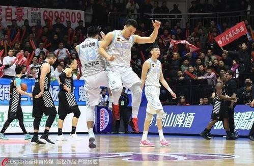 cba上海鲨鱼队第一座总冠军〖刘炜退役之后从事什么工作 〗