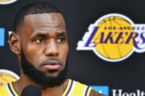 詹姆斯职业生涯多少薪水〖NBA詹姆斯的年薪是多少 〗