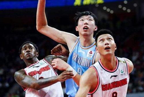周琦cba第一年打广东队〖为什么周琦最后选择加入广东队 〗
