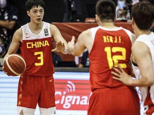 胡明轩在国家队球衣,中国男篮12人大名单及球衣号