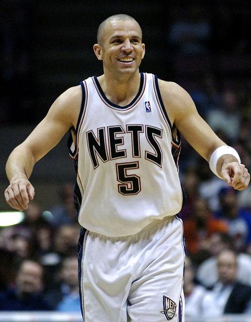 灰熊退役的球衣号码〖艾弗森在NBA中哪个球队〗