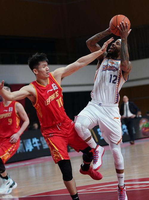 2017cba深圳对上海〖2017年cba季后赛第三轮战况〗